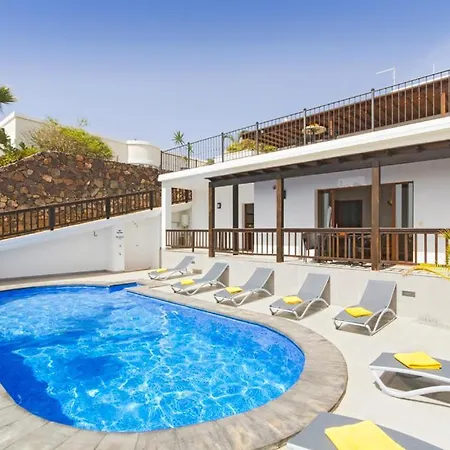 Puerto Del Carmen Sleeps 10 Pool Air Con Wifi *