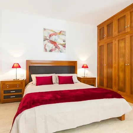 Villa Puerto Del Carmen Sleeps 10 Pool Air Con Wifi